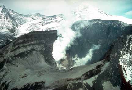 Photograph of interior of the Crater Peak vent