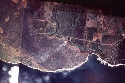 photo 080.  High-altitude image showing lava advancing towards lagoon
