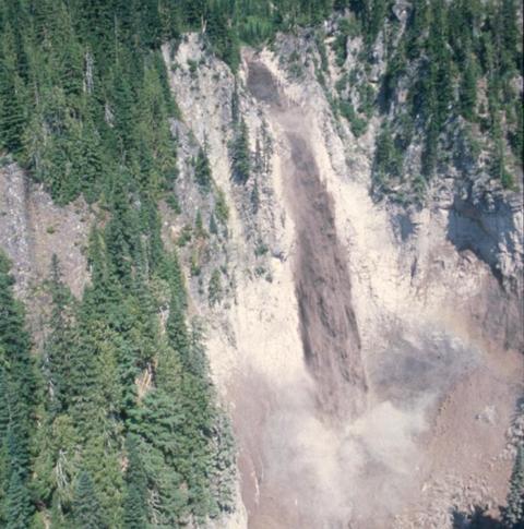 Debris flow descending Comet Falls on 15 August 2001